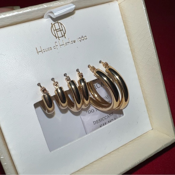 Authentic  (NIB) - Picture 3 of 7